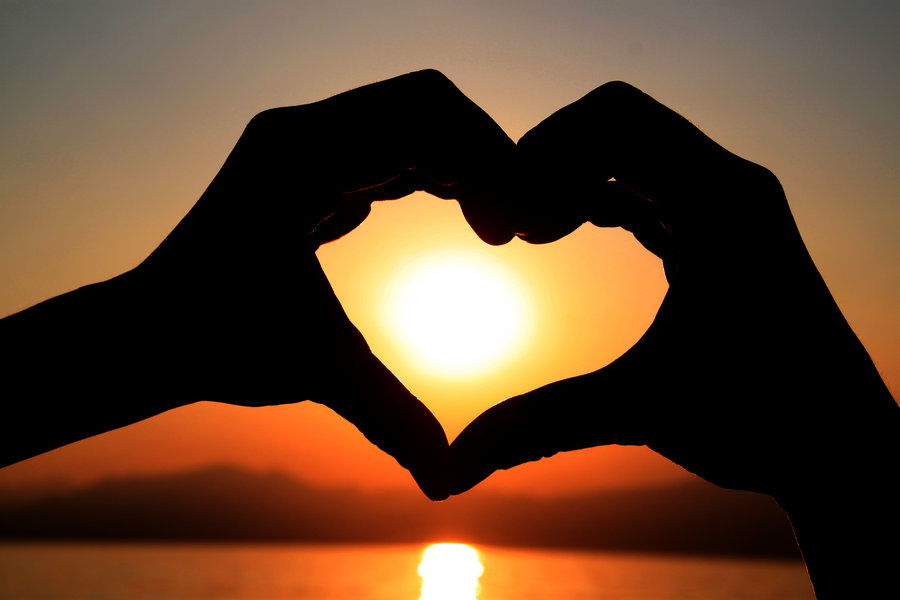 2 用心做事，真情服務(wù).jpg